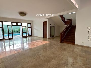 Dijual Rumah Posisi Hook  Siap Huni Di Permata Hijau