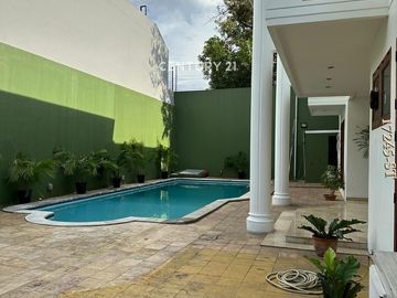 Dijual Rumah Posisi Hook  Siap Huni Di Permata Hijau