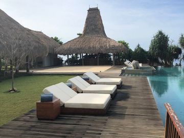 Jual Hotel Villa di Daerah Hoba Wawi Sumba Barat Pinggir Pantai