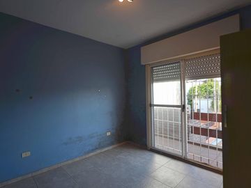 Venta casa americana en la mejor zona de Caseros