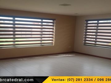 Casa de venta en Ricaurte - 4 esquinas  – código:19756