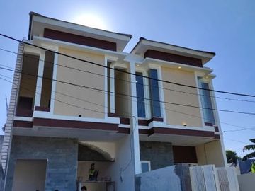 Rumah Modern Minimalis Rungkut Asri Surabaya