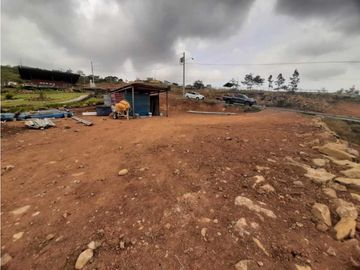 VENDO TERRENO EN CAPIRA CHICA VILLAS DE CHICA 640MTS