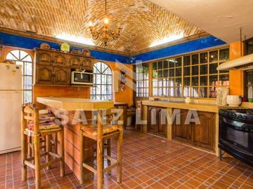 CAMINO REAL: HERMOSA QUINTA CON INSTALACIONES, PARA DISFRUTAR ¡TODOS LOS DIAS