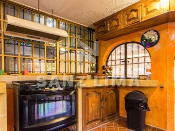 CAMINO REAL: HERMOSA QUINTA CON INSTALACIONES, PARA DISFRUTAR ¡TODOS LOS DIAS