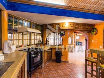 CAMINO REAL: HERMOSA QUINTA CON INSTALACIONES, PARA DISFRUTAR ¡TODOS LOS DIAS