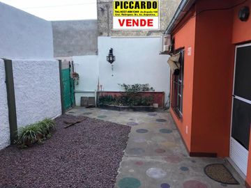 CASA INTERNA CÉNTRICA EN VENTA REF. BR65 GRAL. RODRÍGUEZ PICCARDO.