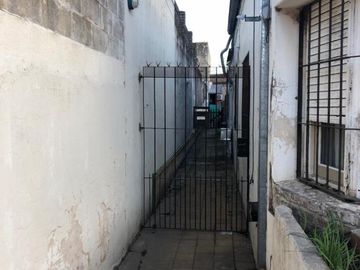 CASA INTERNA CÉNTRICA EN VENTA REF. BR65 GRAL. RODRÍGUEZ PICCARDO.