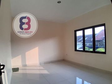 DIJUAL RUMAH CANTIK FULL 2 LANTAI RAPI TERAWAT SIAP HUNI DI BINTARO JAYA SEKTOR 2