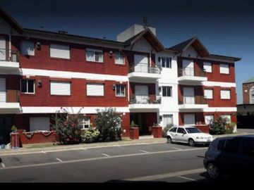 Departamento en venta en Ezpeleta Este