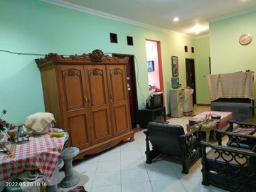 Dijual Rumah Mewah Dan Nyaman di Kemang Pratama 5