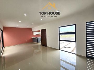 Casa en venta en Veracruz en Lomas del Mediterraneo con 2 habitaciones