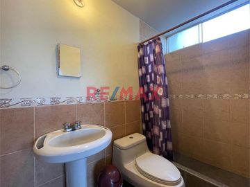 Descubre tu nuevo hogar en este lindo y amplio departamento, con vista a la calle, ubicado en sexto piso.

Inmejorable ubicación, se encuentra en la