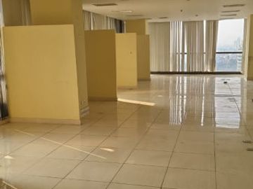 RUANG KANTOR at LA VENUE PANCORAN 462 SQM dkt GATOT SUBROTO