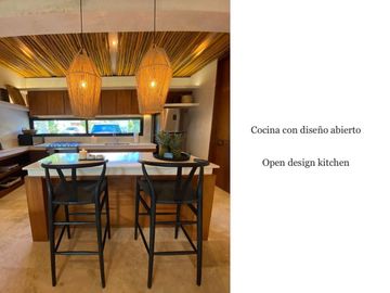 Casa con alberca privada, rooftop con lounge y hamaca, en privada con cancha de