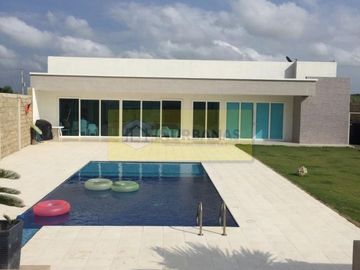 casa campestre en venta en sabanilla. Cod V19091