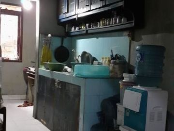 RUMAH LUAS 2 MUKA 2 Rumah jd 1, lokasi strategis | INDAH