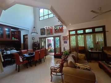 Rumah Classic Hommy Di Sektor 9 Bintaro Jaya DM 18594