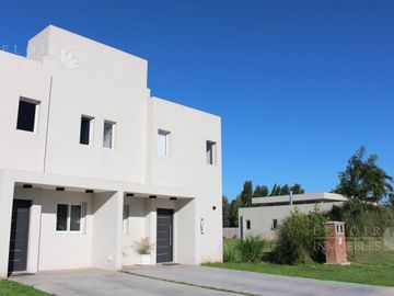 Casa - Francisco Alvarez