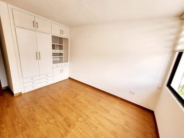 Vendo departamento y suite en Norte de Quito