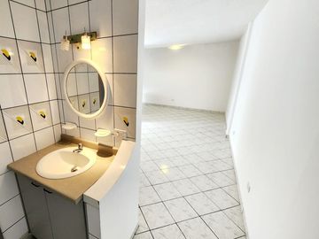 Vendo departamento y suite en Norte de Quito