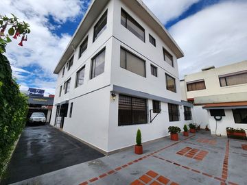 Vendo departamento y suite en Norte de Quito