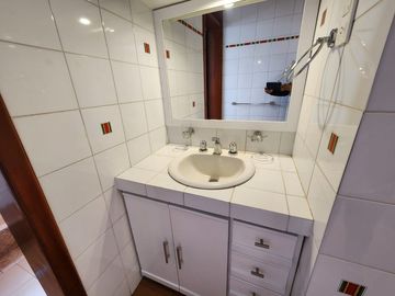 Vendo departamento y suite en Norte de Quito