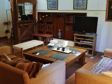 Carilo- hermosa casa en Venta