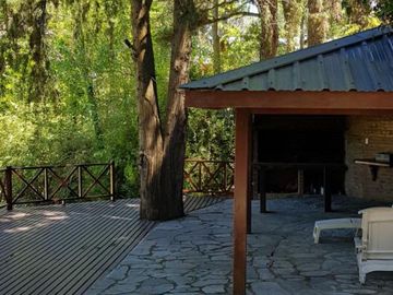 Carilo- hermosa casa en Venta