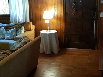 Carilo- hermosa casa en Venta