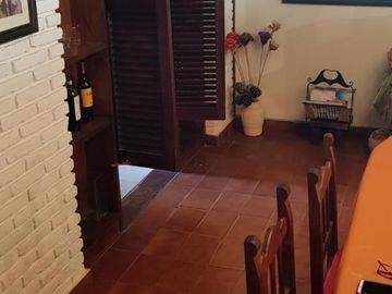 Carilo- hermosa casa en Venta