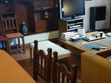 Carilo- hermosa casa en Venta