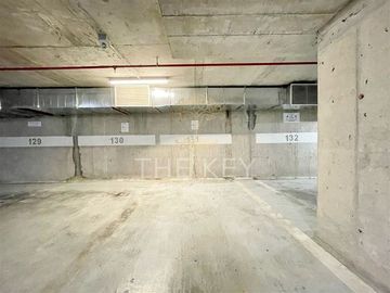 Cómodos estacionamientos en venta en Vitacura