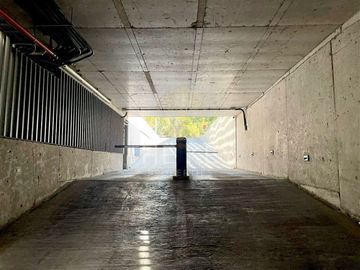 Cómodos estacionamientos en venta en Vitacura