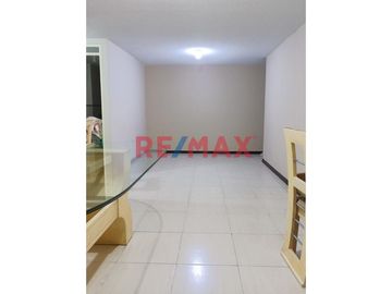 ¡El depa perfecto para tu familia te espera en Av América - Quintanas!

Precio: $79,000 con cochera
Ubicación: Av. América Norte altura Av Túpac Am