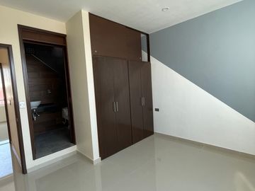 VENTA DE CASA AL SUR DE LA Ciudad