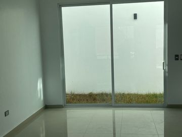 VENTA DE CASA AL SUR DE LA Ciudad