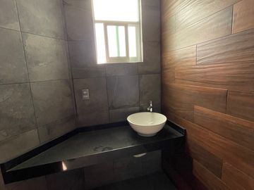 VENTA DE CASA AL SUR DE LA Ciudad