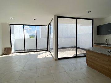Estrena Casa en Valle de Juriquilla, Gran Ubicación, Diseño de Autor