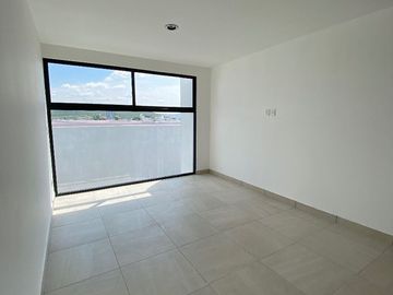 Estrena Casa en Valle de Juriquilla, Gran Ubicación, Diseño de Autor