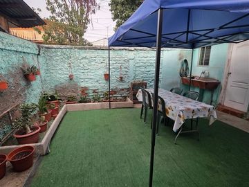 Casa en venta de 4D,1B