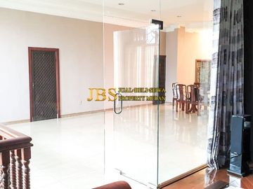 Dijual Rumah Lux Full Furnish Komplek Cemara Asri