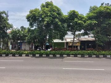 Bangunan Hitung Tanah Raya Sukomanunggal Surabaya