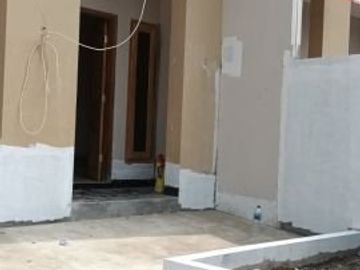 Rumah Baru 2 Lantai Dalam Perumahan Jatiwaringin Bekasi