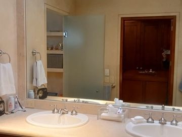 CASA EN VENTA EN BOSQUES DE LAS LOMAS