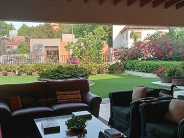CASA EN VENTA EN BOSQUES DE LAS LOMAS