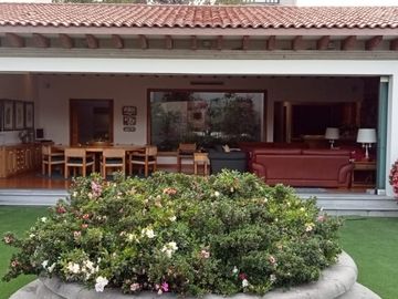 CASA EN VENTA EN BOSQUES DE LAS LOMAS