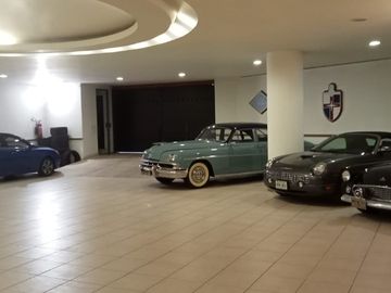 CASA EN VENTA EN BOSQUES DE LAS LOMAS
