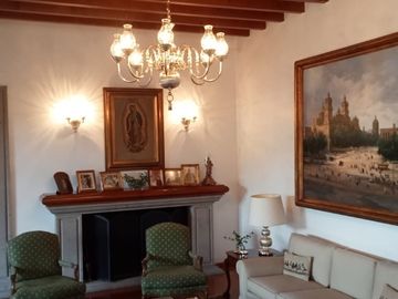 CASA EN VENTA EN BOSQUES DE LAS LOMAS