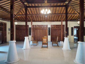 Bangunan Joglo Estetik Dan Luas Di Prambanan Klaten Untuk Bisnis
